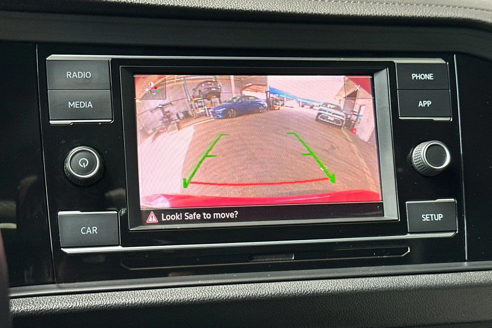 Used 2019 Red Volkswagen R-Line image 18