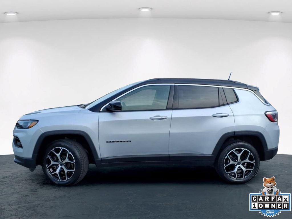 Used 2025 Silver Jeep Limited image 11