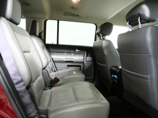 Used 2018 Red Ford Limited image 12
