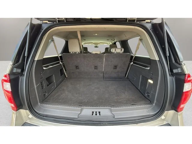 Used 2018 Gold Ford XLT image 31