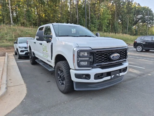 Used 2024 White Ford XL image 6