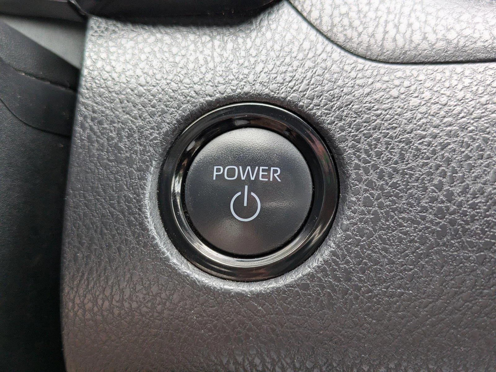 Certified Used 2025  Toyota LE image 24