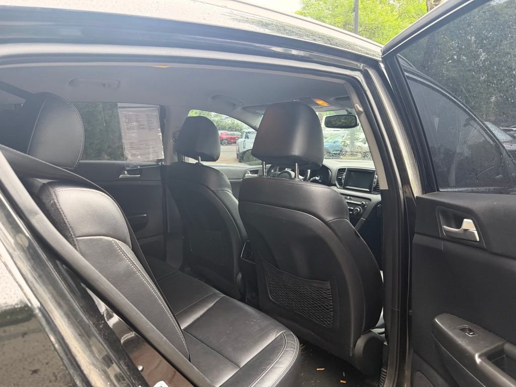 Used 2017 Black Cherry Kia EX image 17
