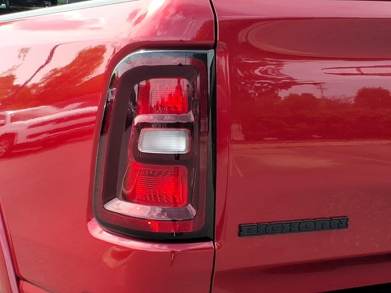 New 2026 Molten Red Pearl-Coat Exterior Paint RAM Big Horn image 18