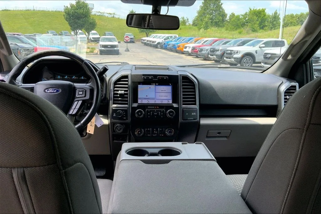 Used 2019 Blue Ford XLT image 9