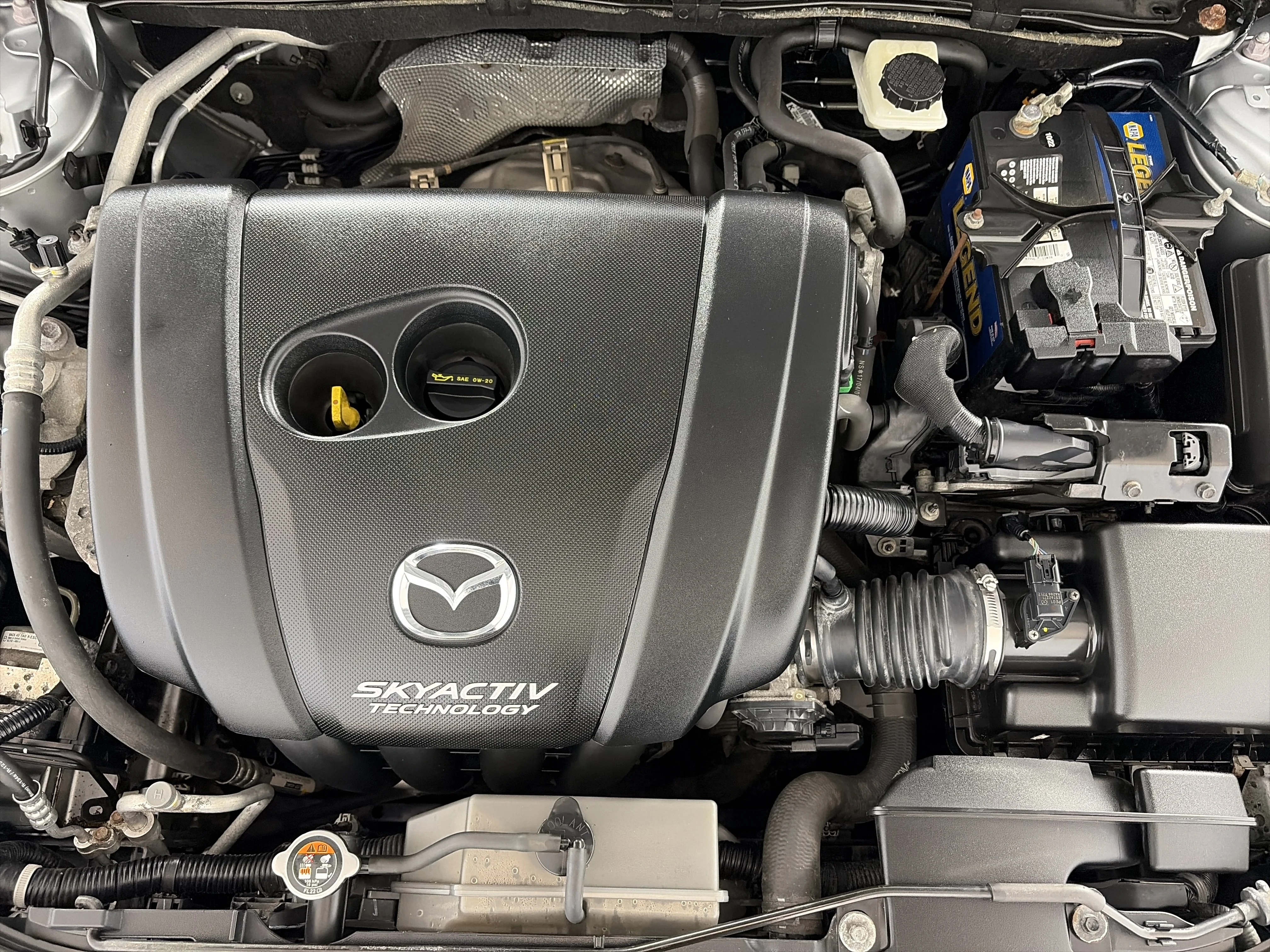 Used 2018 Sonic Silver Metallic Mazda Touring image 12