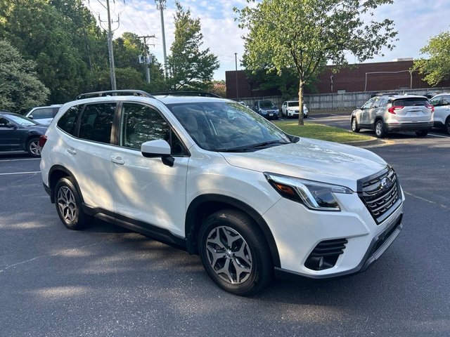 2023 Subaru Forester Premium