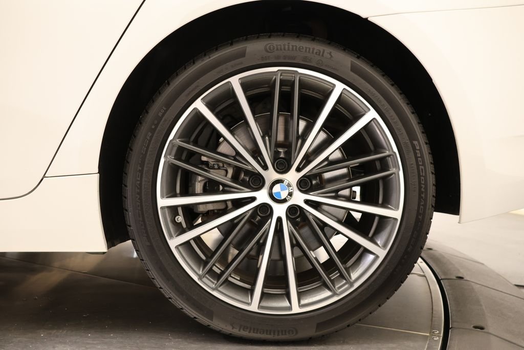 2023 BMW 5 Series 540i - Photo 10