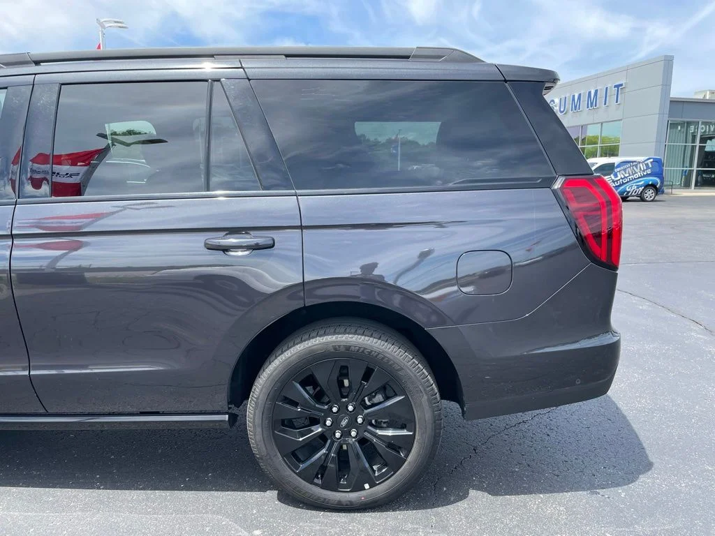 2025 Ford Expedition Platinum - Photo 48
