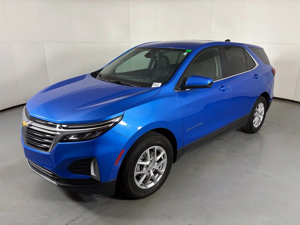 Used 2024 Blue Chevrolet LT image 4