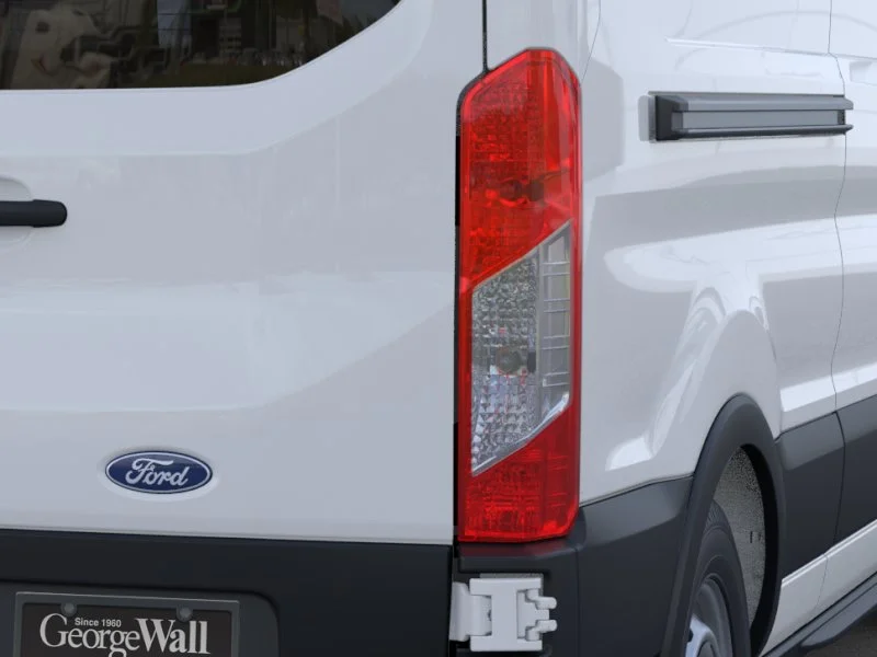 New 2026 Oxford White Ford Cargo Van image 42