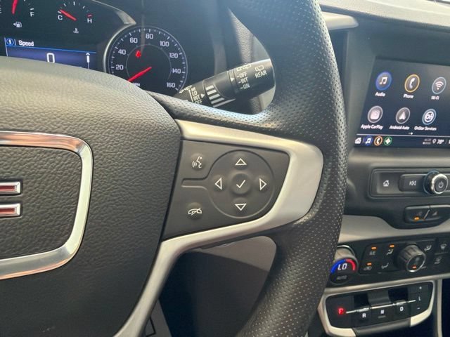 Used 2022 Summit White GMC SLE image 21
