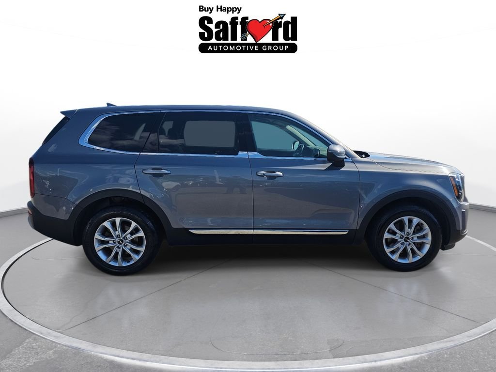 Used 2022 Silver Kia LX image 6