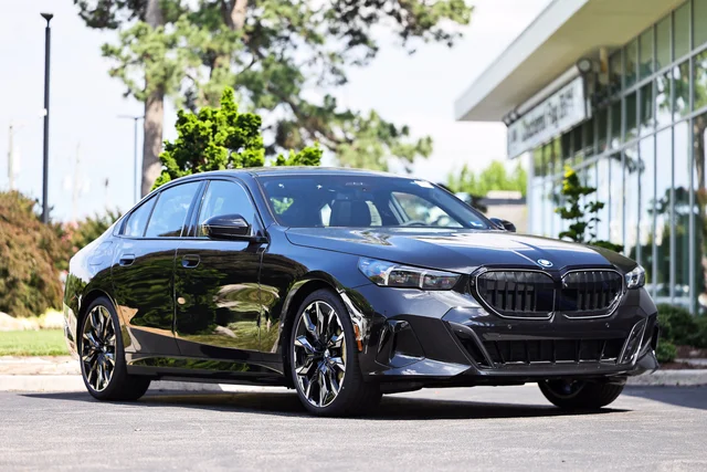 2027 BMW 5 Series 550e xDrive