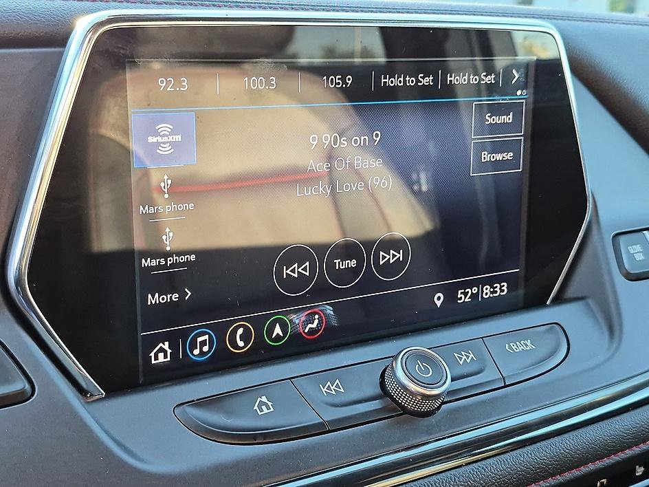 Used 2019 SUMMIT WHITE Chevrolet RS image 22