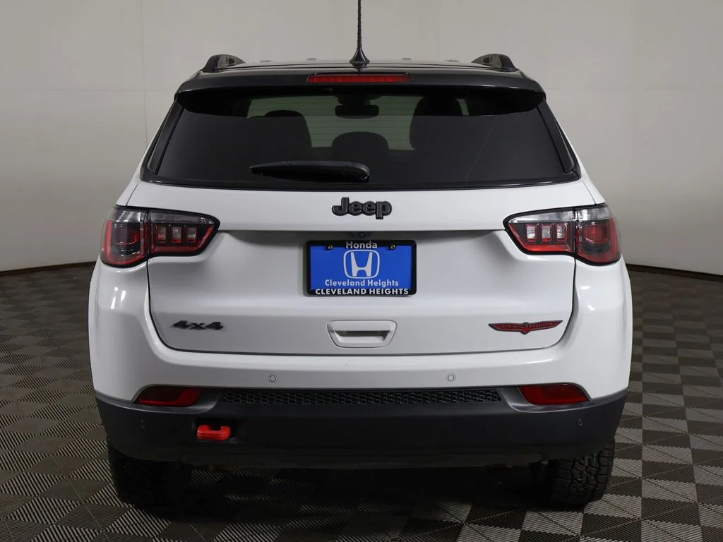 Used 2025 Bright White Clearcoat Jeep Trailhawk image 10
