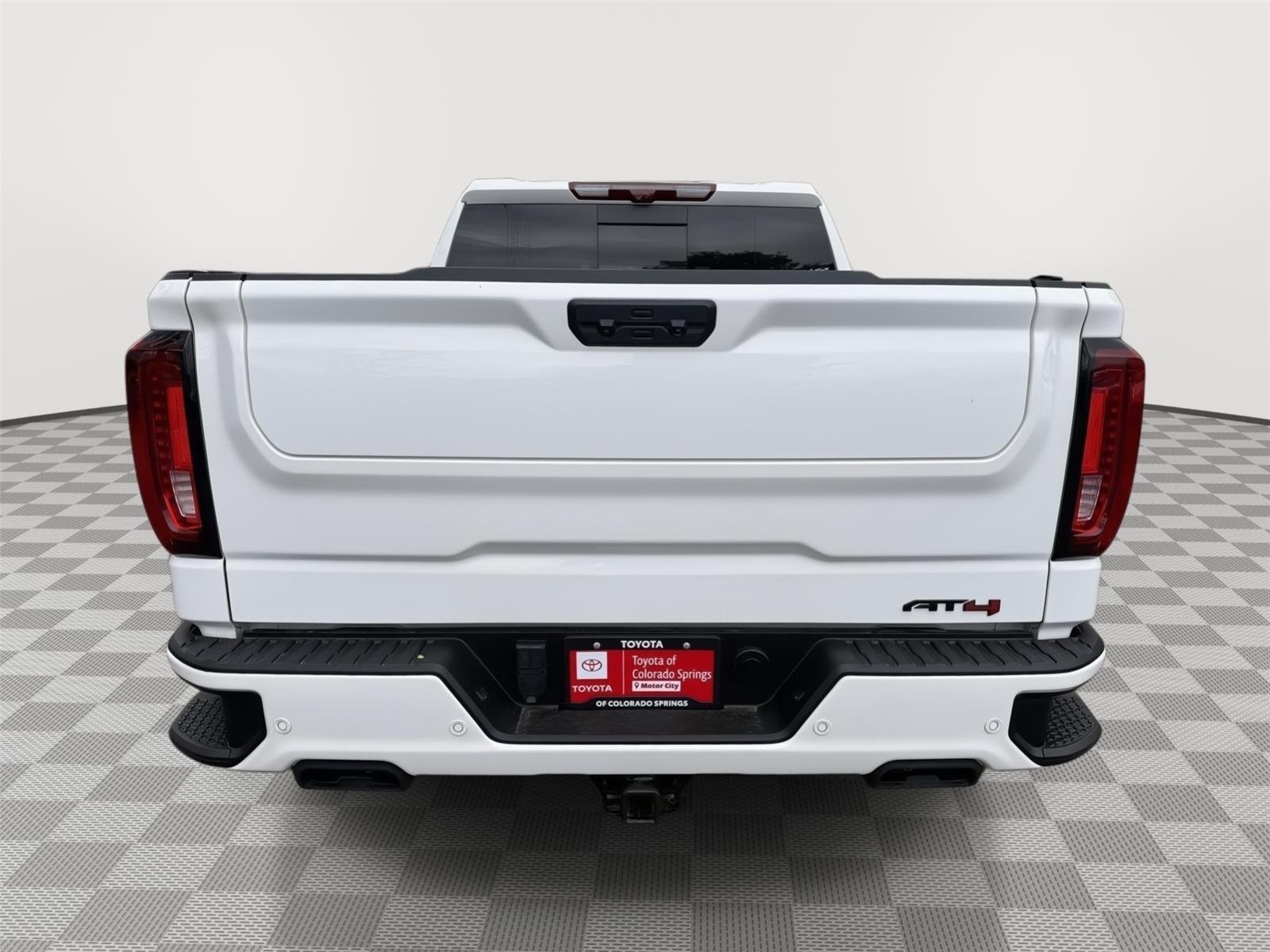 Used 2024 Summit White GMC AT4 image 10