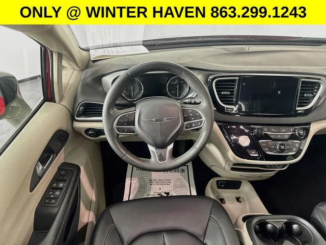 Used 2024 Red Chrysler Touring L image 20