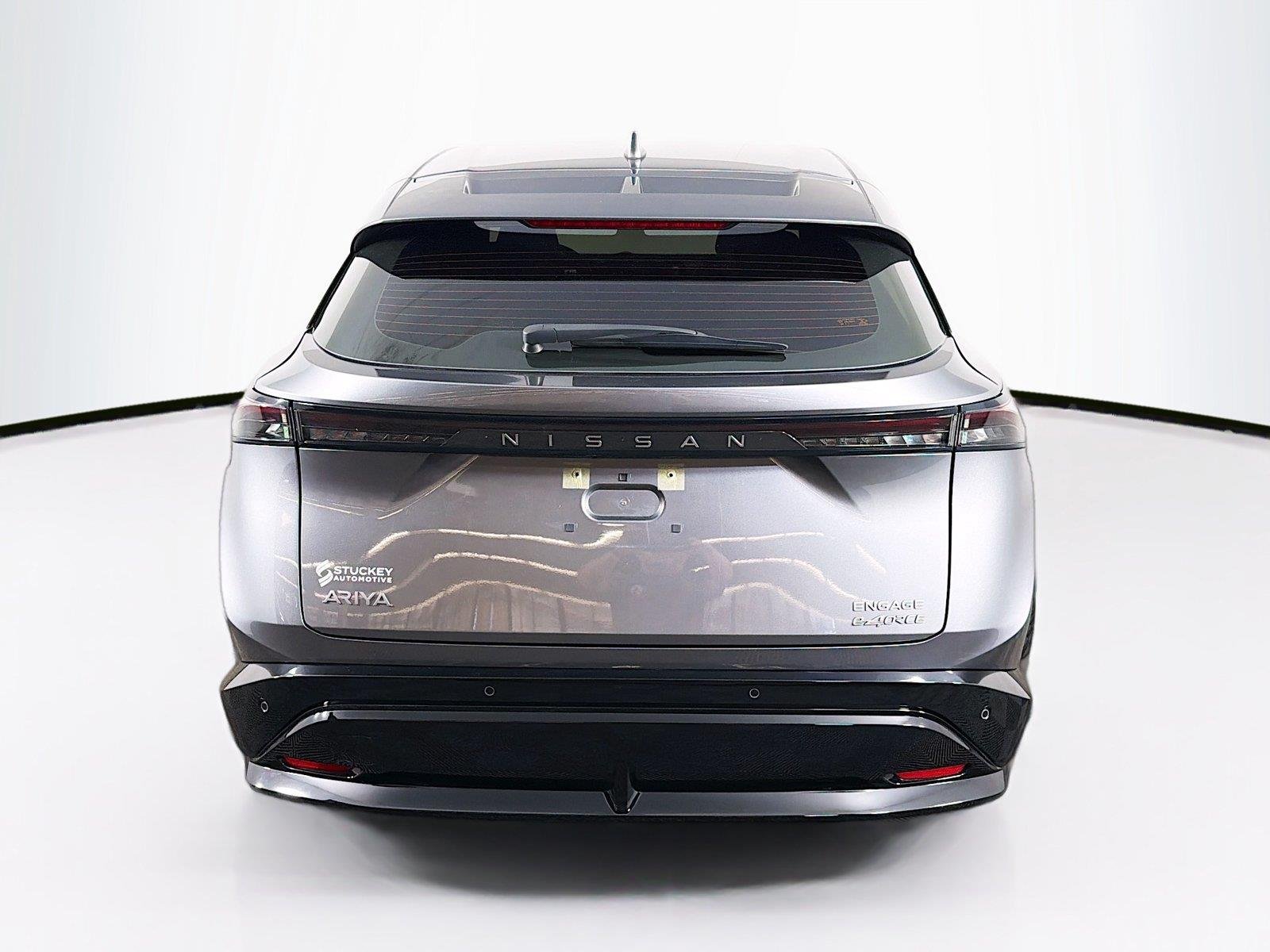 Used 2023 Gun Metallic Nissan ENGAGE image 10