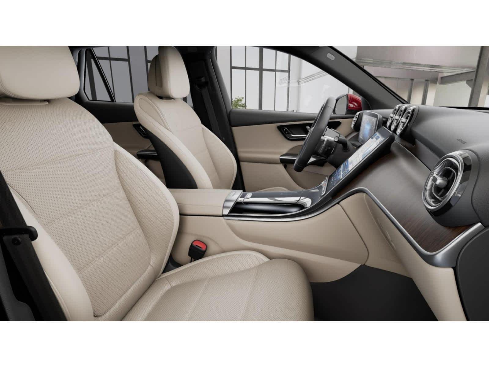 New 2027 MANUFAKTUR Patagonia Red Metallic Mercedes-Benz GLC 300 image 3