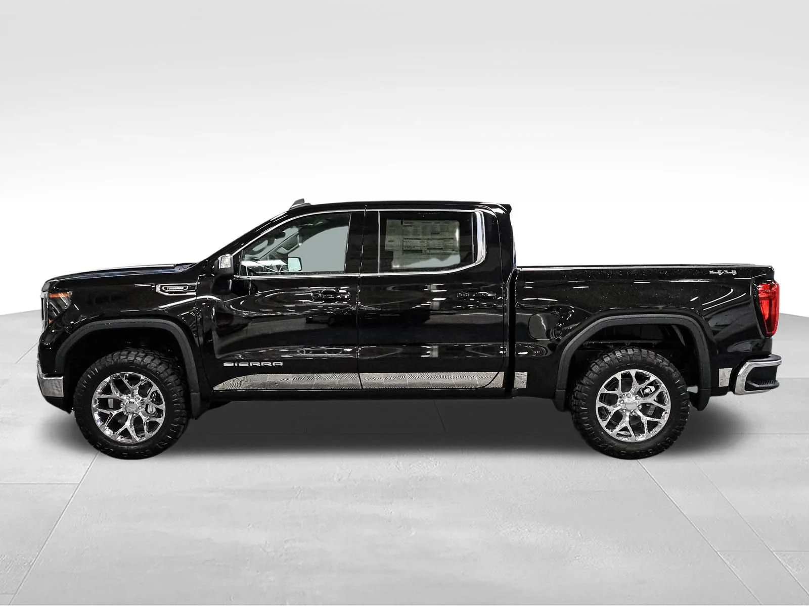 New 2026 Onyx Black GMC SLE image 3