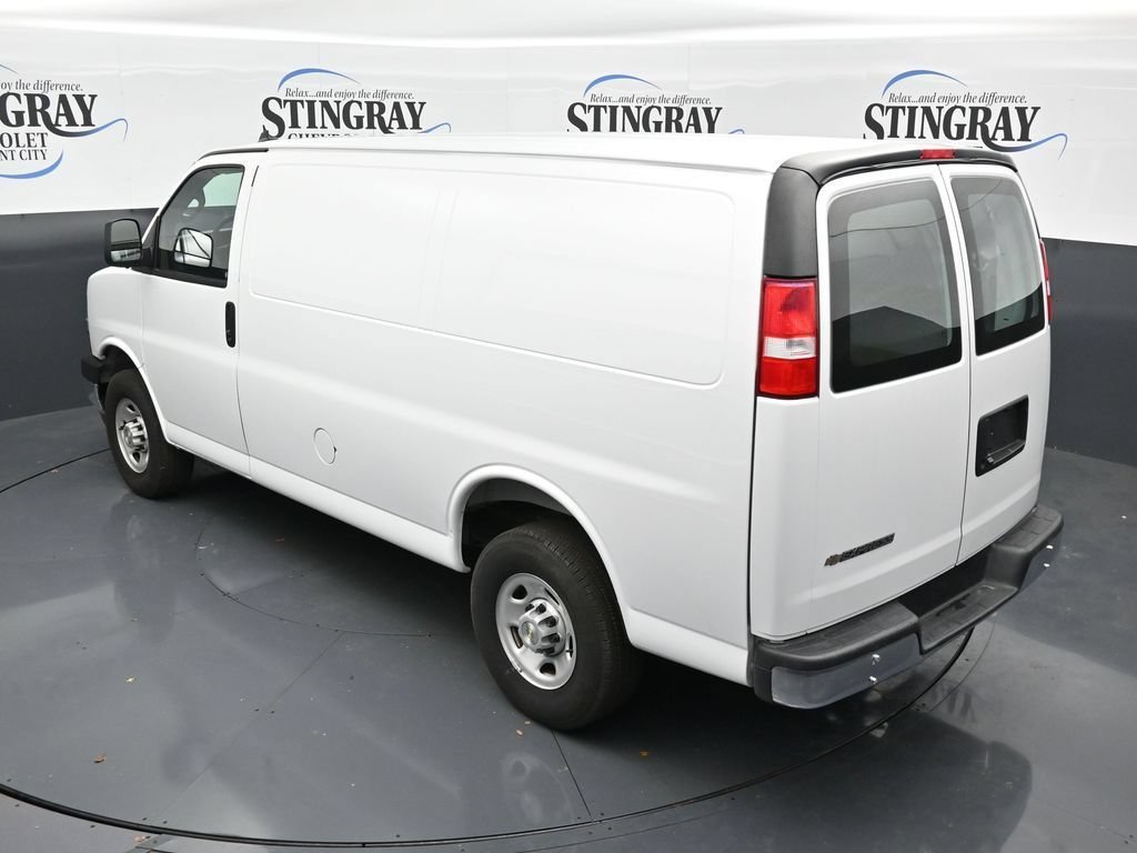 2025 Chevrolet Express Cargo Work Van - Photo 22