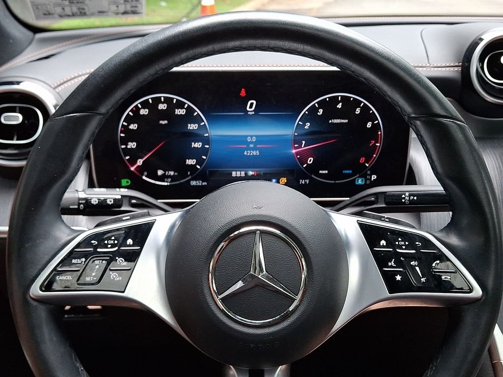 Used 2023 Black Mercedes-Benz GLC 300 image 18