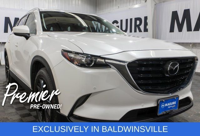 Used 2022 Snowflake White Pearl Mazda Touring Plus image 4