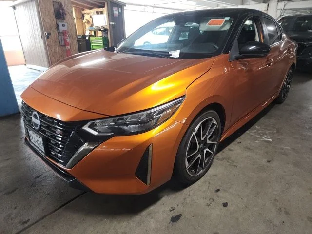 Used 2024 Orange Nissan SR image 4