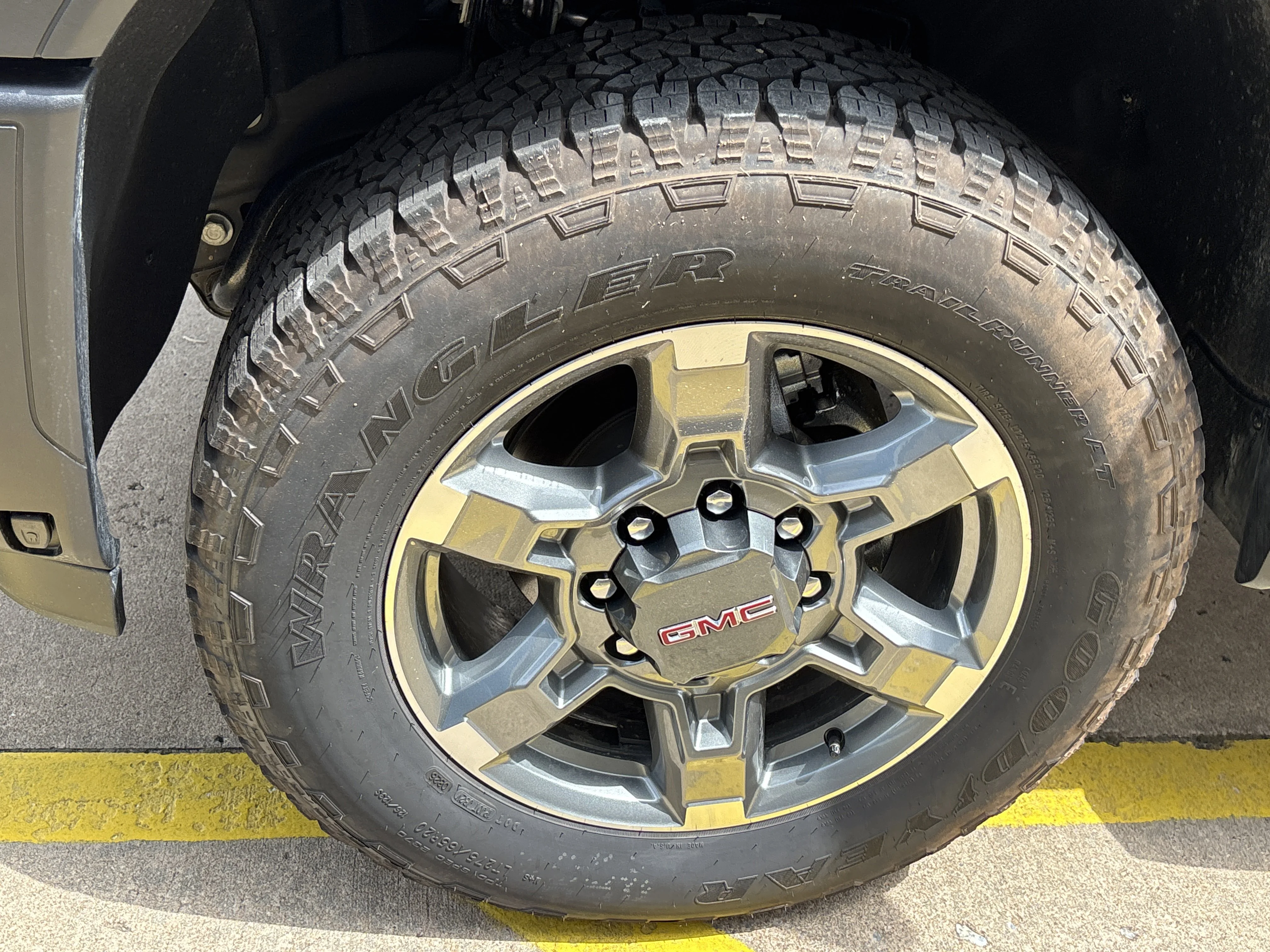 2026 GMC Sierra 2500HD SLT - Photo 11