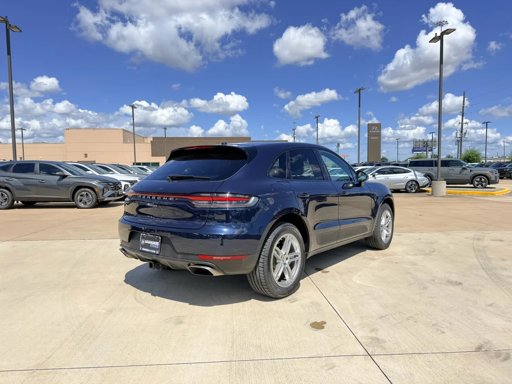 Used 2019 Night Blue Metallic Porsche Base image 6