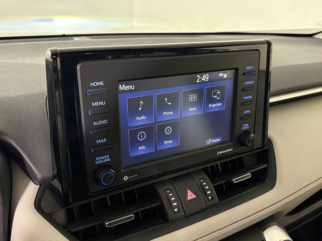Used 2021 White Toyota XLE Premium image 26
