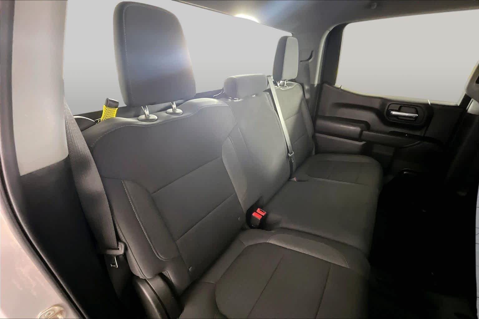 Used 2022 Silver Ice Metallic Chevrolet LT image 20