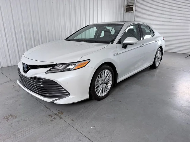 2018 Toyota Camry Hybrid XLE