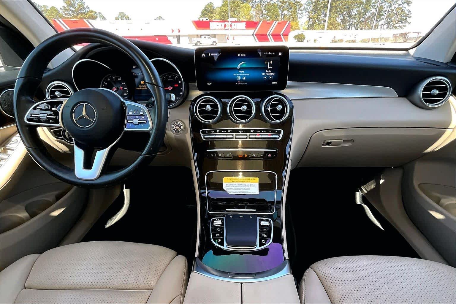 Used 2021 Polar White Mercedes-Benz GLC 300 image 16