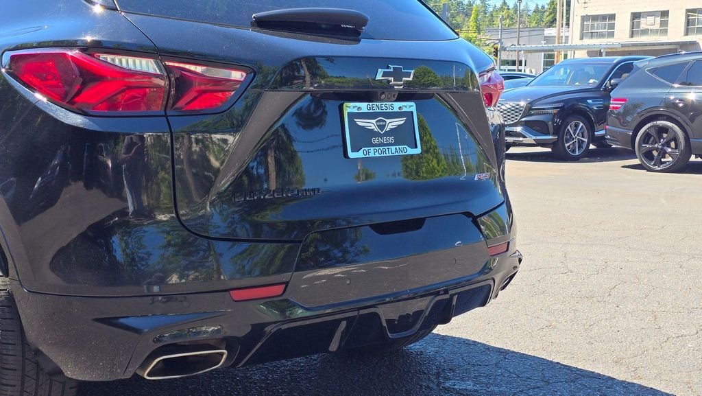 Used 2020 Black Chevrolet RS image 13
