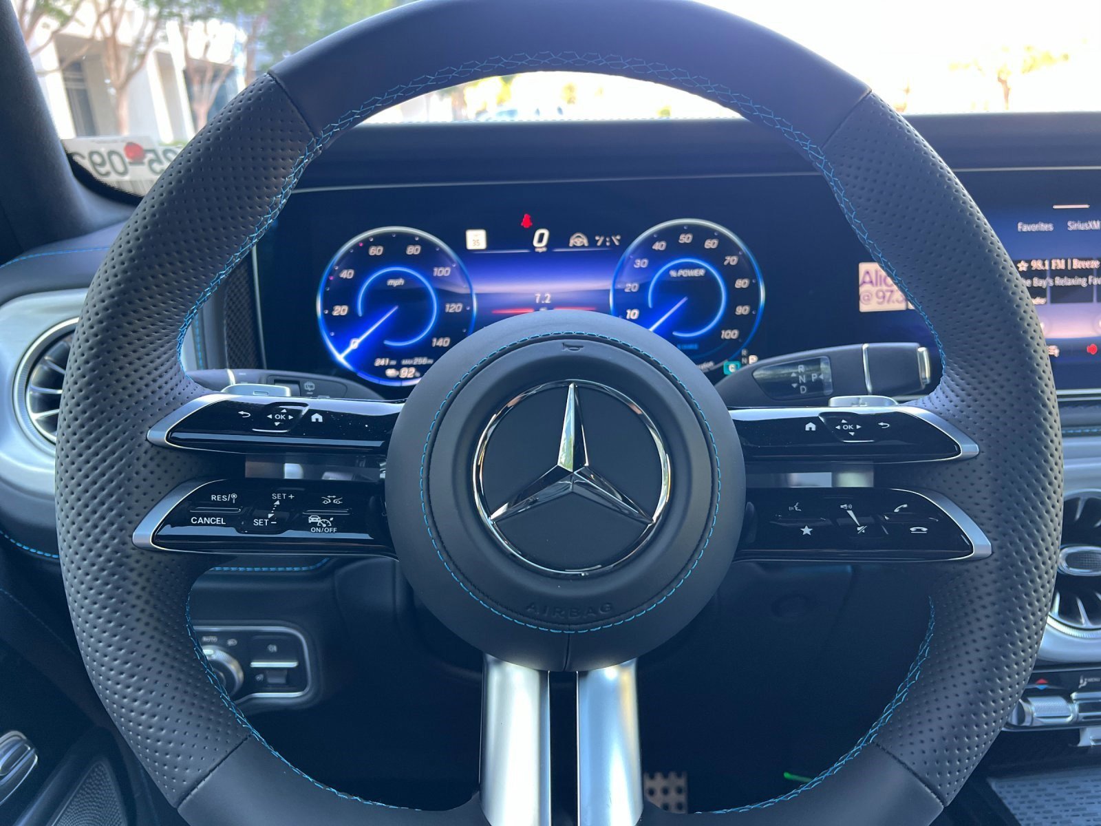 2025 Mercedes-Benz G-Class G580 - Photo 23