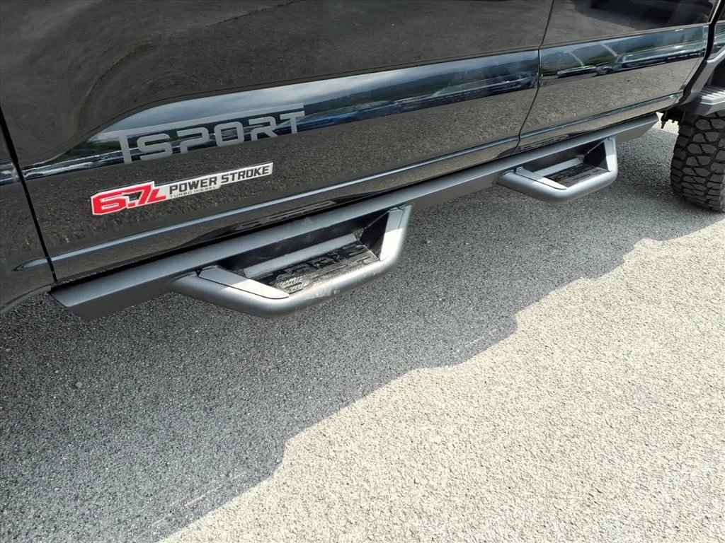 New 2026 Agate Black Metallic Ford F-250® Lariat® image 11