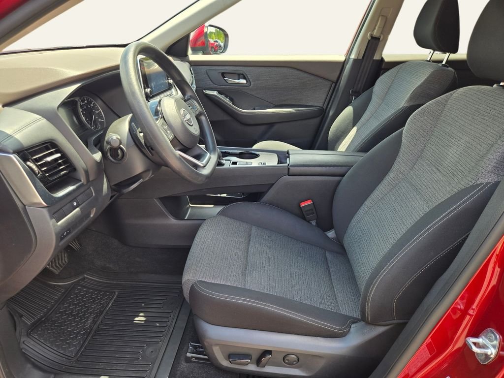 Used 2022 Red Nissan SV image 23