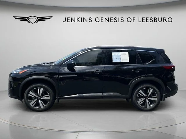 Used 2025 Black Nissan SL image 9