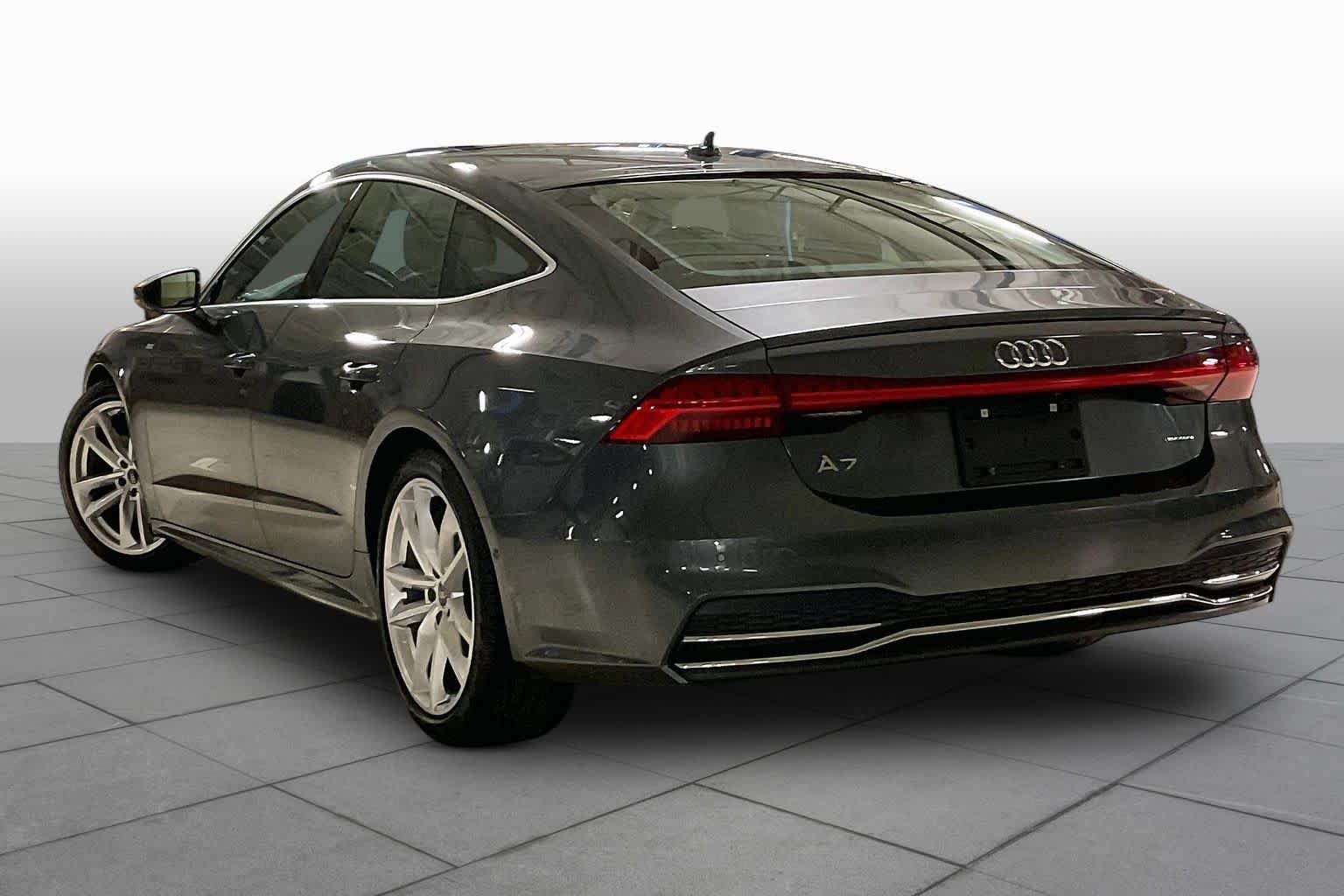 Used 2022 Daytona Gray Pearl Effect Audi Prestige image 11