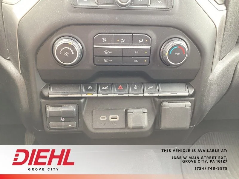 Used 2021 Silver Chevrolet Custom image 26