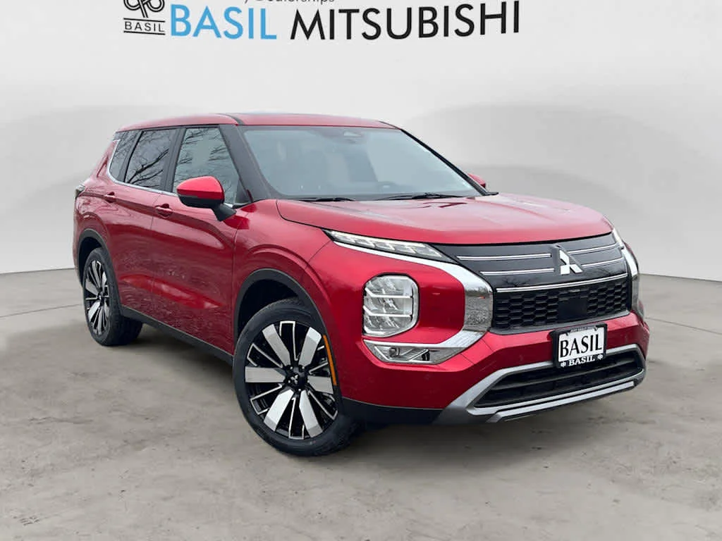 2026 Mitsubishi Outlander SE