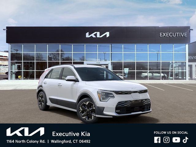 New 2026 Snow White Pearl Kia WAVE image 8