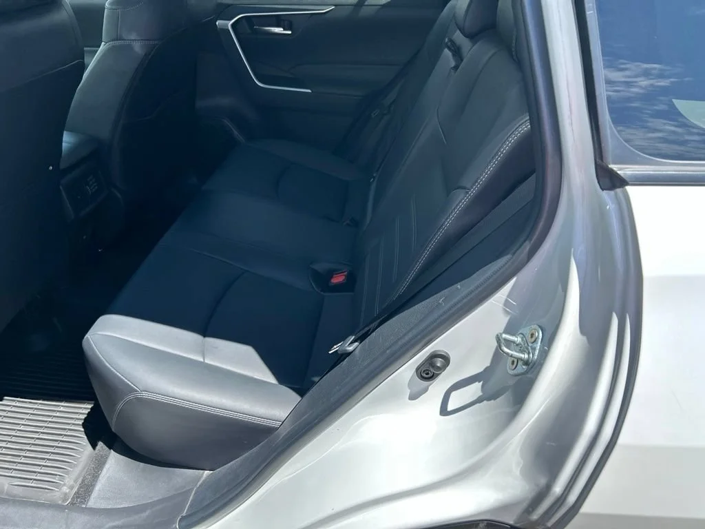 Used 2023 White Toyota XLE Premium image 15