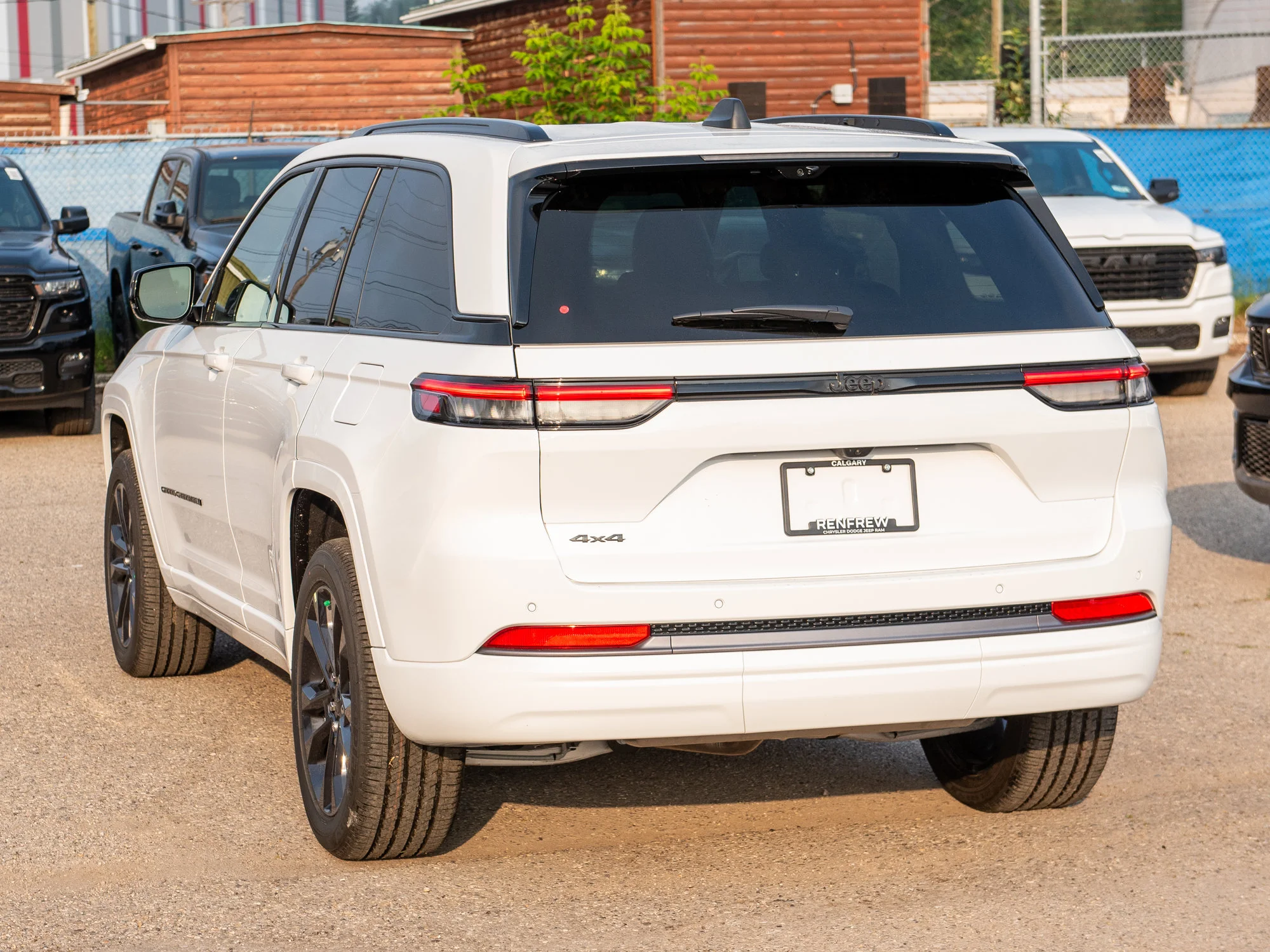 New 2026 White Jeep Limited Reserve* image 4