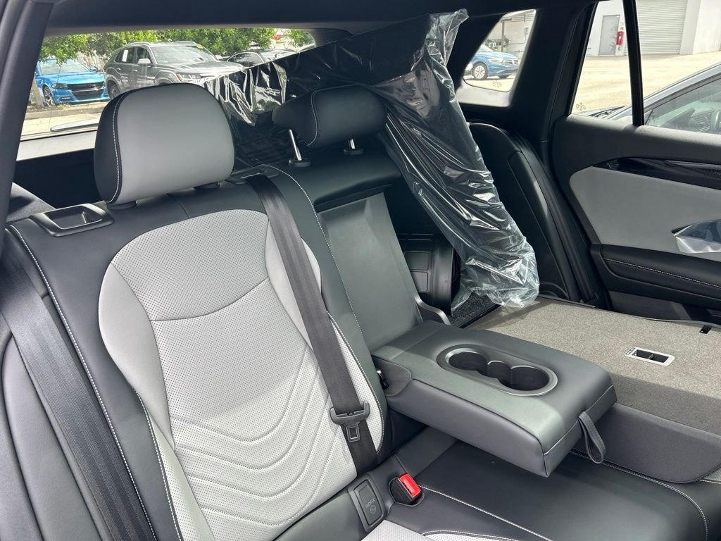 New 2026 Green Volkswagen 2.0T SE R-Line Black image 49