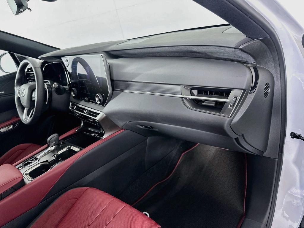 Used 2024 Ultra White Lexus 500h F SPORT Performance image 30