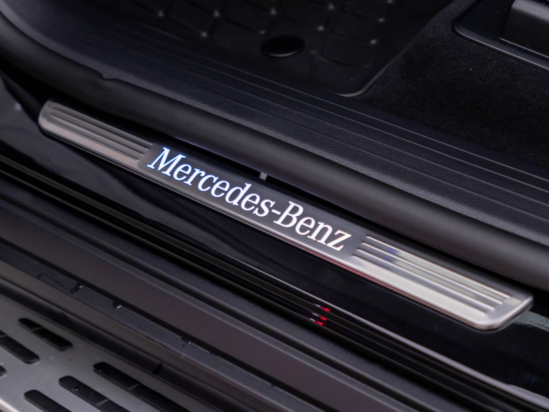 New 2026 Black Mercedes-Benz GLE 350 image 57