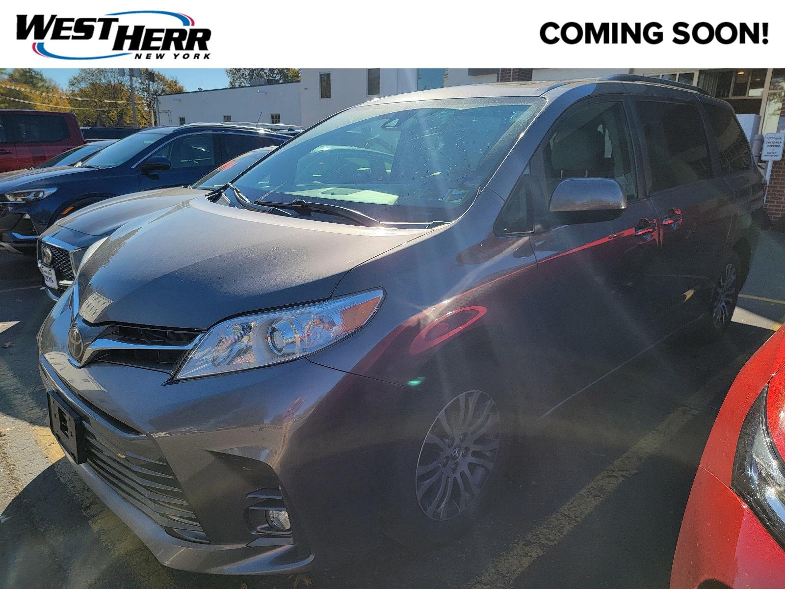 Used 2020 Predawn Gray Mica Toyota XLE 8-Passenger image 1